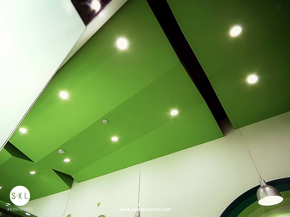 Green Station, SXL ARQUITECTOS SXL ARQUITECTOS Commercial spaces Gastronomy