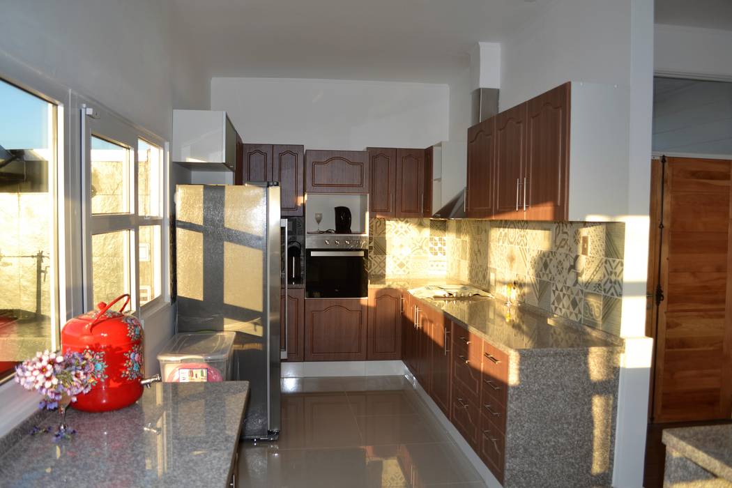 homify Cozinhas mediterrânicas Granito