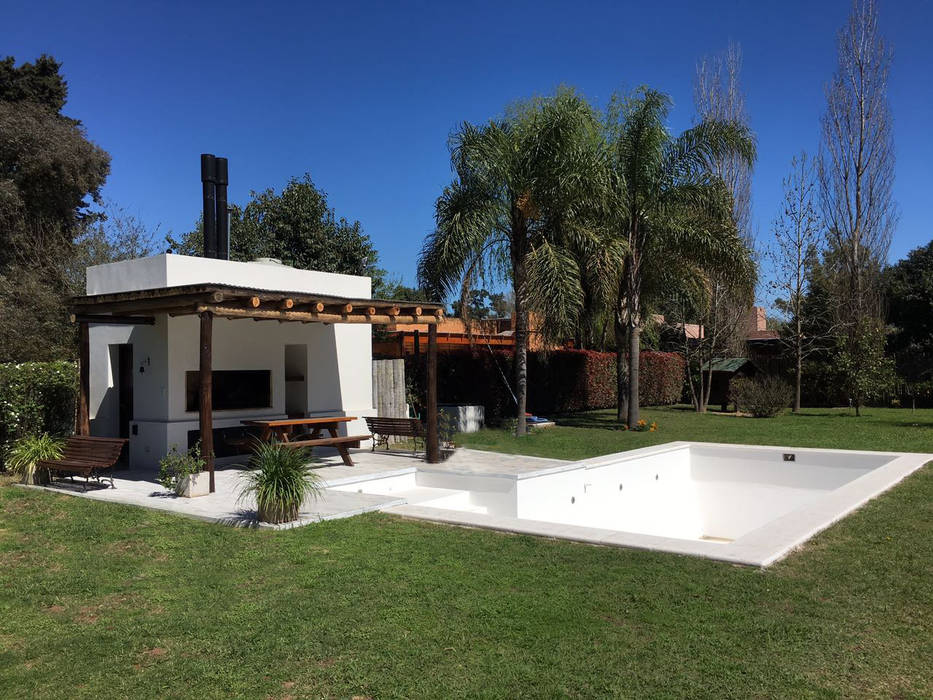 Casa Soljan, Estudio Victoria Suriguez Estudio Victoria Suriguez مسبح