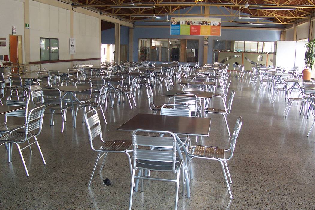 Restaurante HACEB Metalmuebles Espacios comerciales Aluminio/Cinc Locales gastronómicos