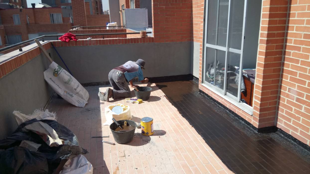 remodelacion terraza, CELIS & CELIS INGENIEROS CONSTRUCTORES S.A.S CELIS & CELIS INGENIEROS CONSTRUCTORES S.A.S Nowoczesny balkon, taras i weranda