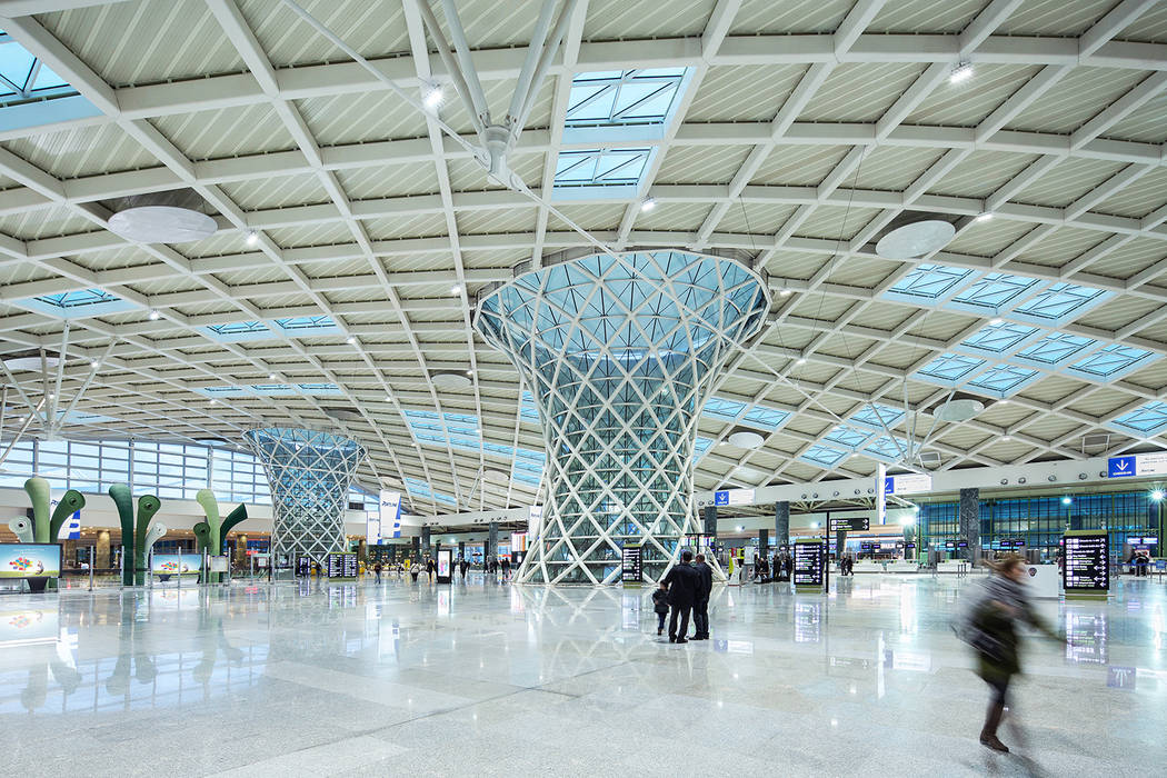 Adnan Menderes Airport International and Domestic Terminal Hazan Mimarlık مساحات تجارية مطار