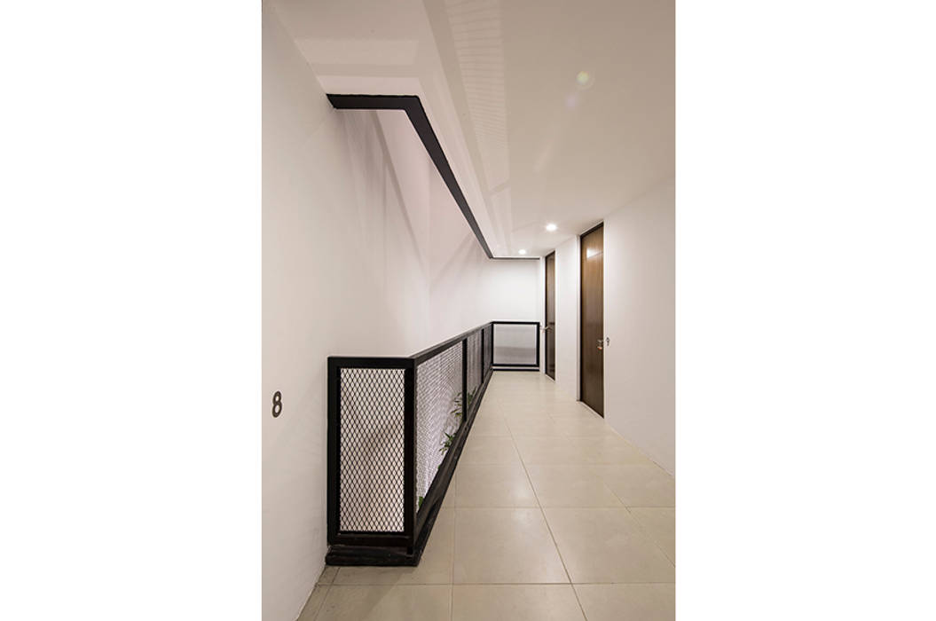 SALVATIERRA 150, P11 ARQUITECTOS P11 ARQUITECTOS Modern corridor, hallway & stairs