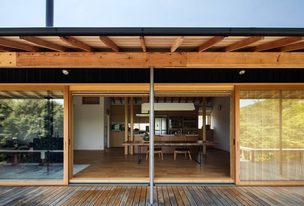 上山の家, 神家昭雄建築研究室 神家昭雄建築研究室 شبابيك خشب Wood effect