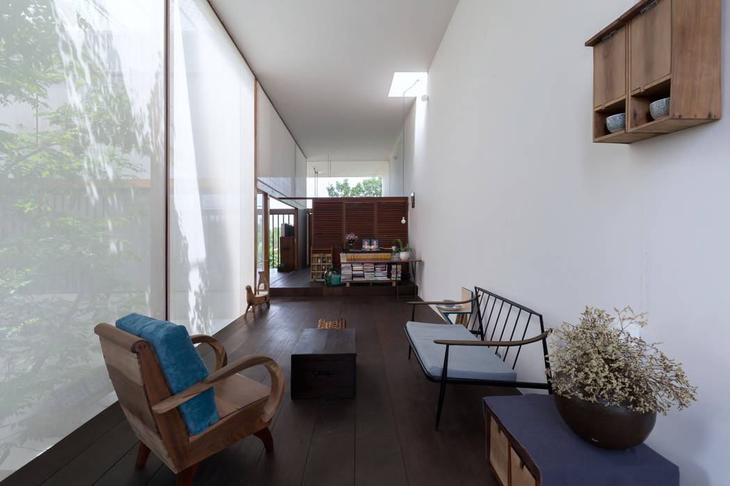 MA HOUSE, GERIRA ARCHITECTS GERIRA ARCHITECTS Living room