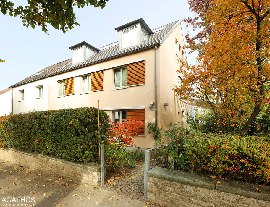 Sanierung und Erweiterung eines Einfamilienhauses in Aachen, Architekturbüro Sutmann Architekturbüro Sutmann Moderne Häuser