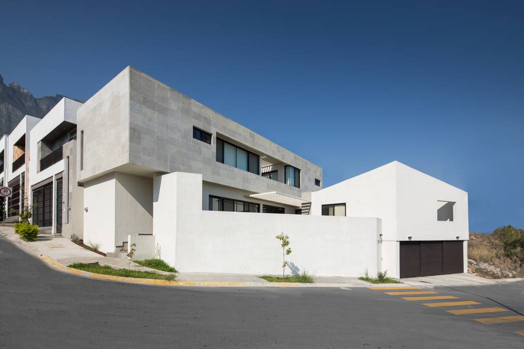 Casa Encino LGZ Taller de arquitectura Casas modernas: Ideas, imágenes y decoración