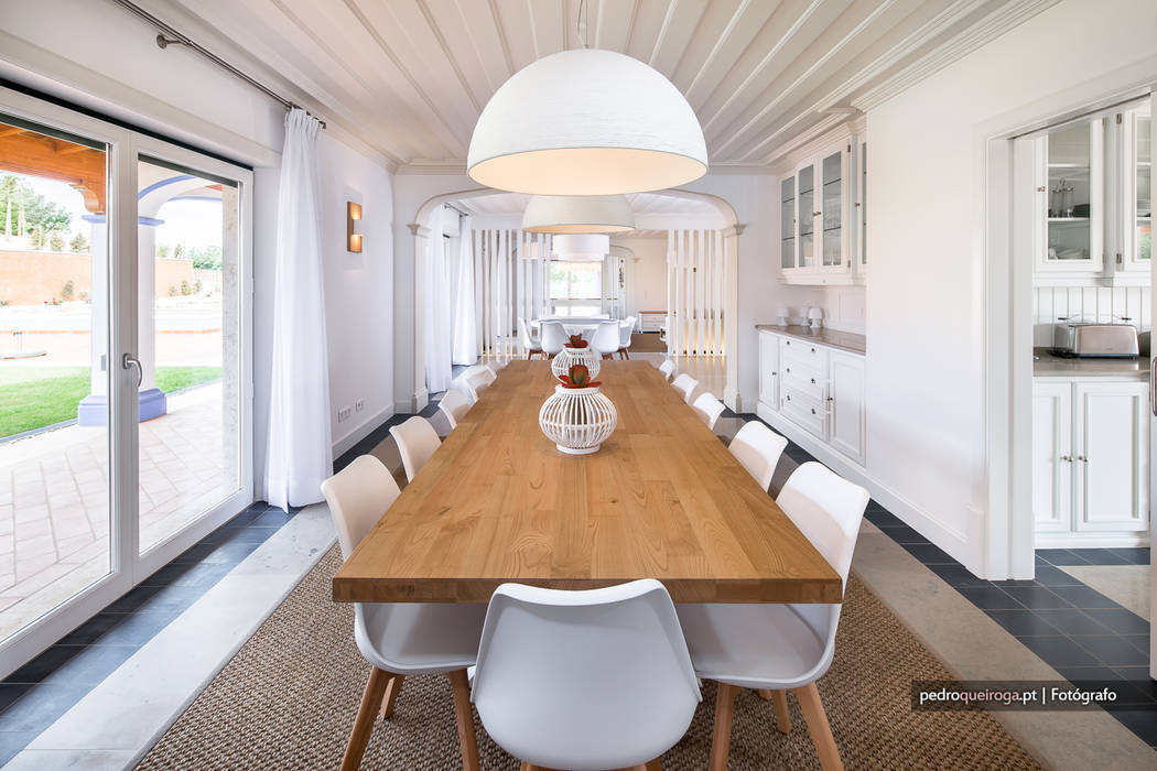 Outra casa fora de série, decorada com Velharias de Janas, Pedro Queiroga | Fotógrafo Pedro Queiroga | Fotógrafo Modern dining room