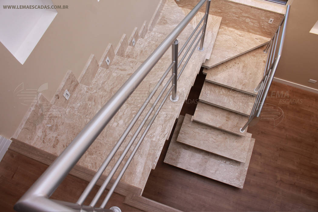 Revestimiento para escaleras exteriores Revestimiento para escaleras exteriores