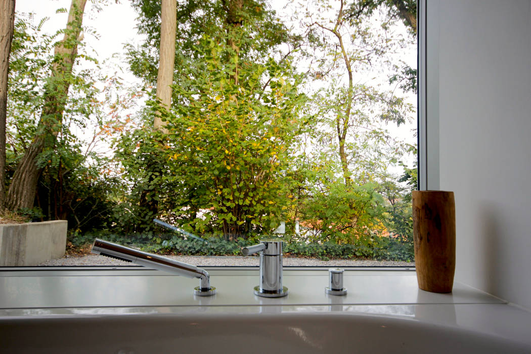 Umbau Haus S, ARCHITEKTEN BRÜNING REIN ARCHITEKTEN BRÜNING REIN Modern style bathrooms