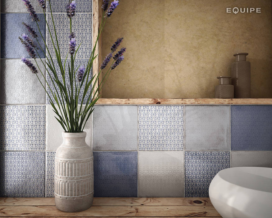 homify Mediterranean style bathroom Ceramic