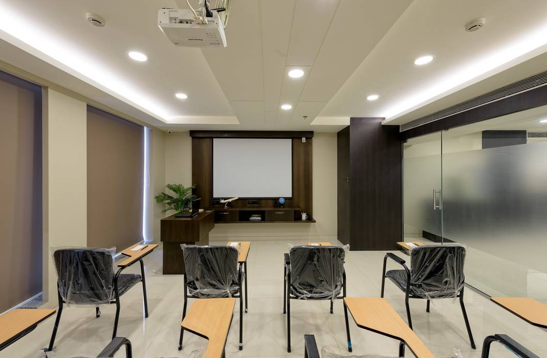 Airline Training Academy , Fourth Axis Designs Fourth Axis Designs Commercial spaces Offices & stores