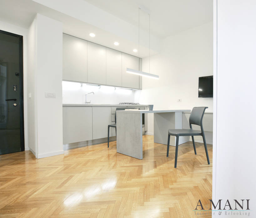 Cucina A4MANI - Interior & Architecture Cucina attrezzata Legno composito Trasparente cucina,illuminazione cucina,sedie cucina,isola della cucina,pavimento in legno