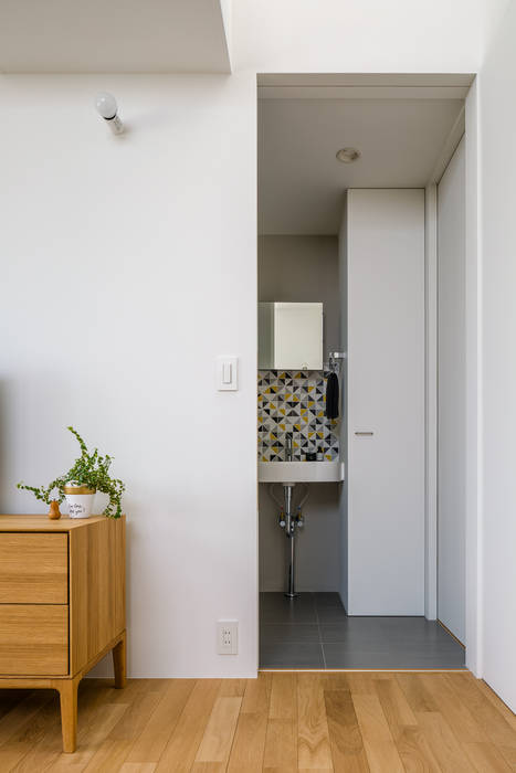 洗面所 内田雄介設計室 北欧スタイルの お風呂 バスルーム Homify