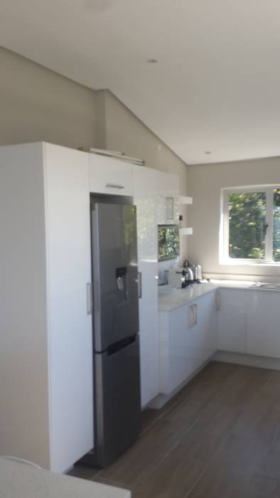 Kitchen Renovations CPT Painters / Painting Contractors in Cape Town