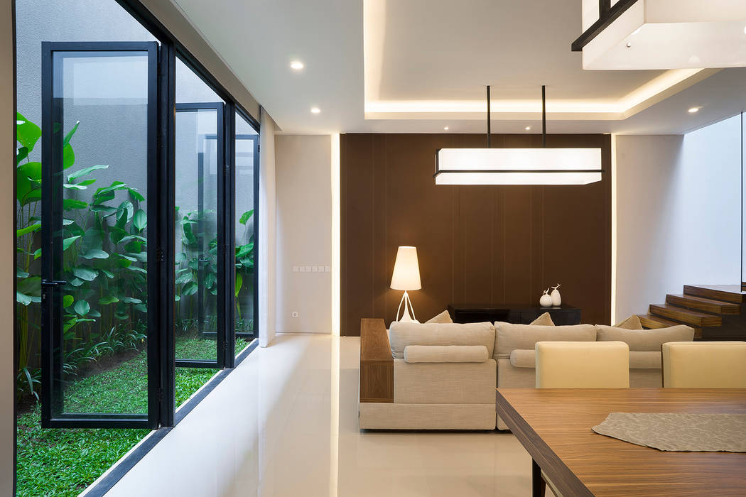 'S' house, Simple Projects Architecture Simple Projects Architecture Phòng khách phong cách nhiệt đới Đá hoa cương
