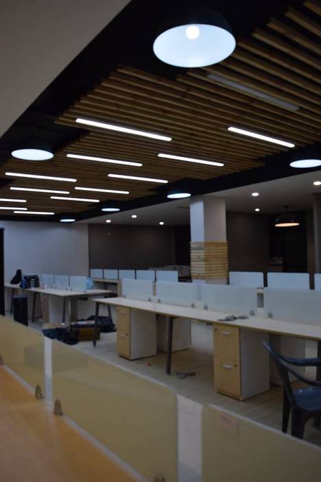 Office space for Think valley, INTROSPECS INTROSPECS Commercial spaces Commercial Spaces