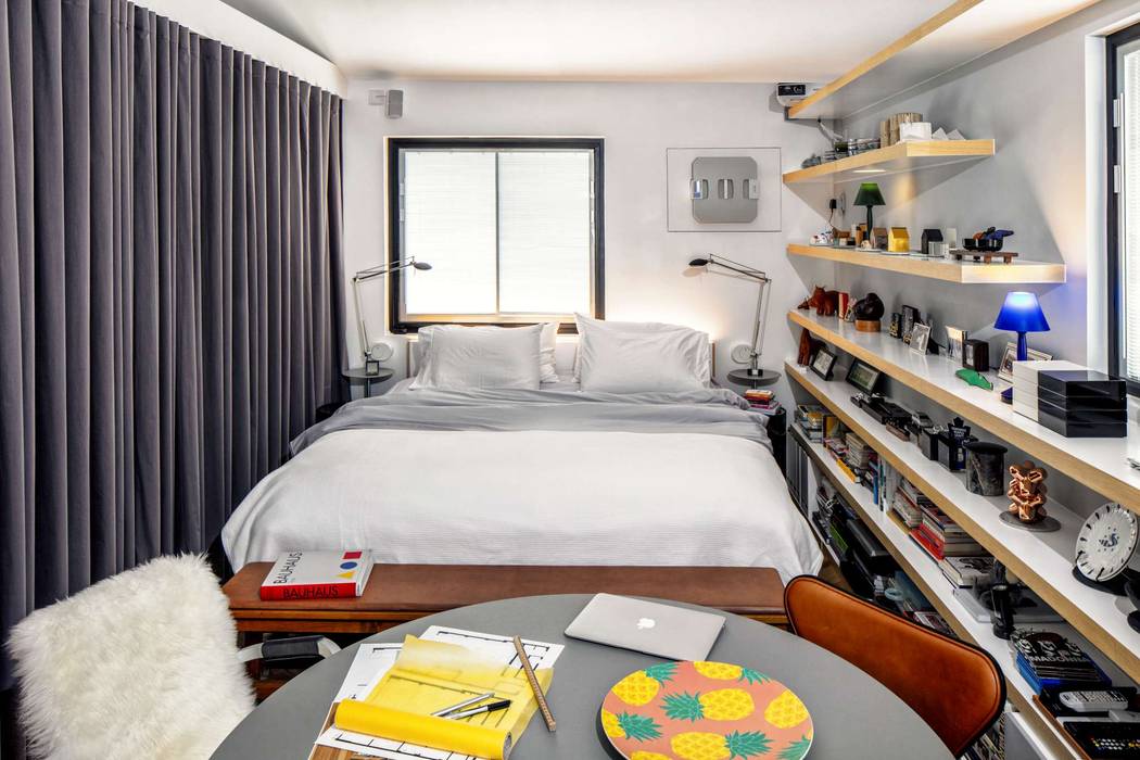 Fairview Park, Clifton Leung Design Workshop Clifton Leung Design Workshop Classic style bedroom