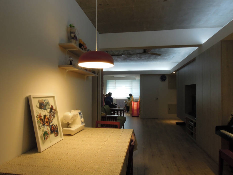 Li Residence, Fu design Fu design Industrial style dining room