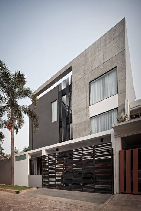 S+I House, DP+HS Architects DP+HS Architects Balkon, Beranda & Teras Modern