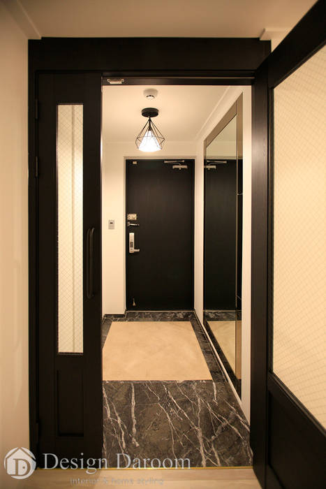 수유 두산위브 아파트 34py 현관 Design Daroom 디자인다룸 클래식스타일 복도, 현관 & 계단