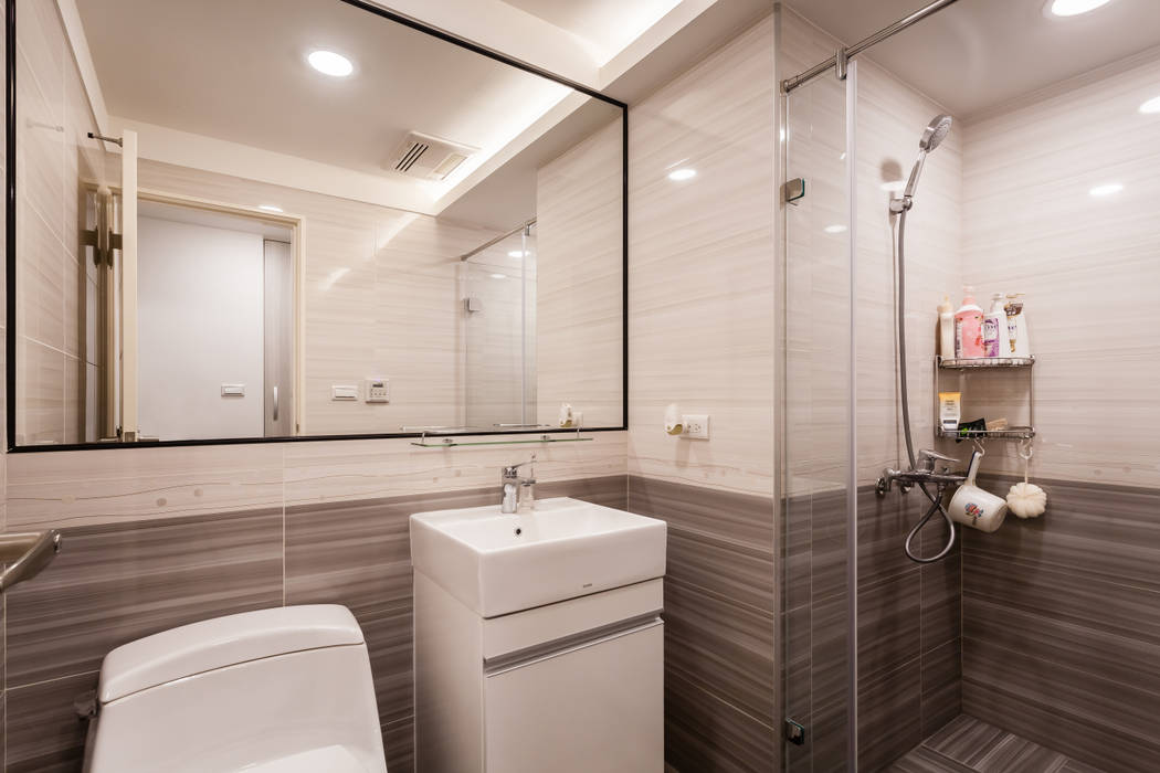 黑白時尚晶亮質感宅, 好室佳室內設計 好室佳室內設計 Modern bathroom