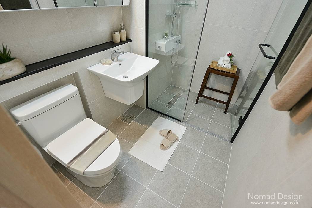 homify Salle de bain moderne