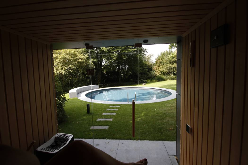 Stylishe Gartensauna mit Außendusche und Panoramablick, Gartenhauptdarsteller Gartenhauptdarsteller Garden Shed