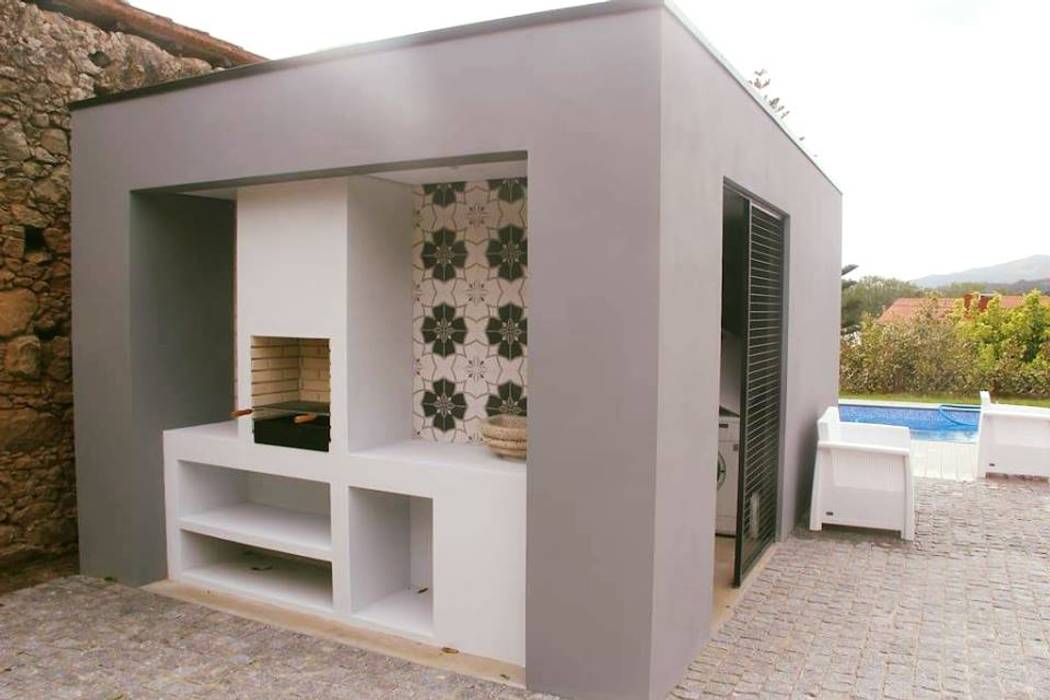 Casas das Estrelícias, ® PERFIL┳ Arquitectura ® PERFIL┳ Arquitectura หลังคาในสวน