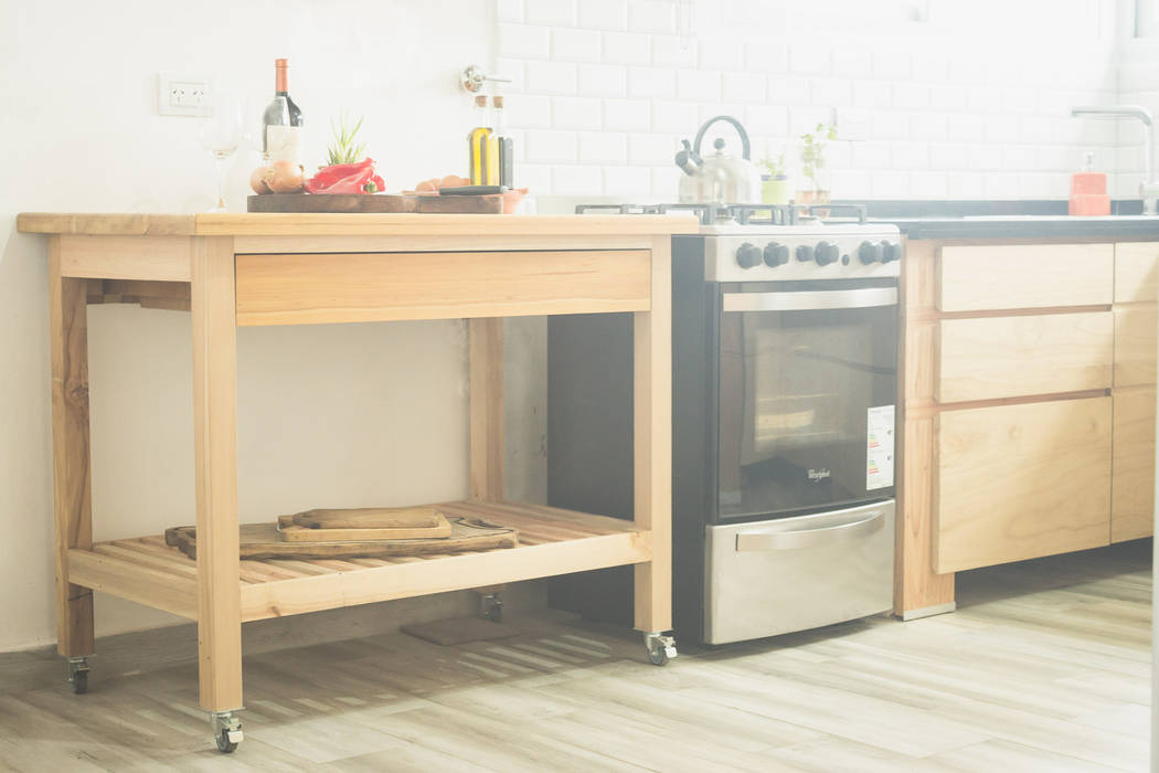 PROYECTO - Santa Rosa - Cocina, Mon Estudio Mon Estudio Kitchen units ٹھوس لکڑی Multicolored