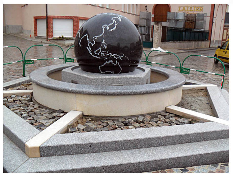 Kugelbrunnen mit Schwimmender Kugel Manufaktur von Doberstein Gewerbeflächen Granit Kugelbrunnen,Kugel Brunnen,Einkaufscenter