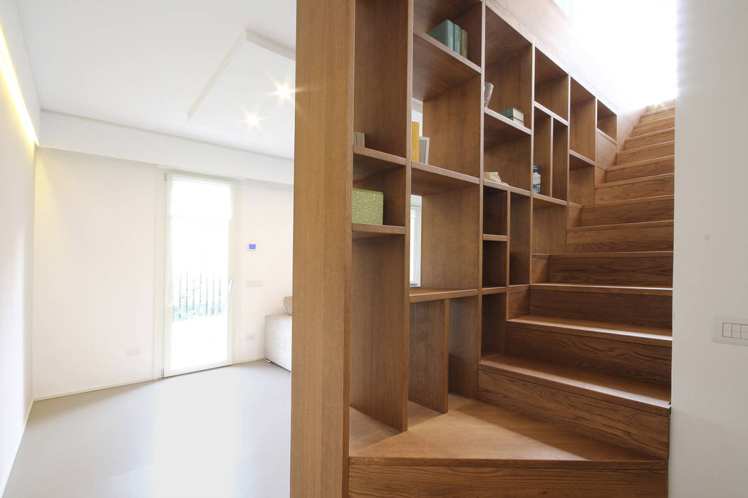 Arredamento Moderno su Misura per Villetta in Brianza , JFD - Juri Favilli Design JFD - Juri Favilli Design Stairs لکڑی Wood effect
