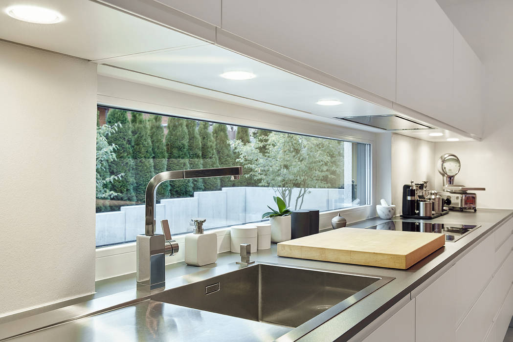 Moderner Wohlfühl-Bungalow, Lopez-Fotodesign Lopez-Fotodesign Modern style kitchen