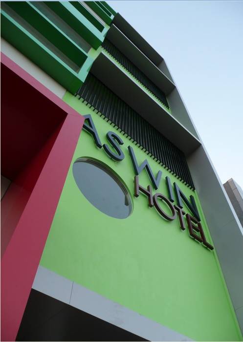 Aswin Hotel, sony architect studio sony architect studio Ruang Komersial Hotels