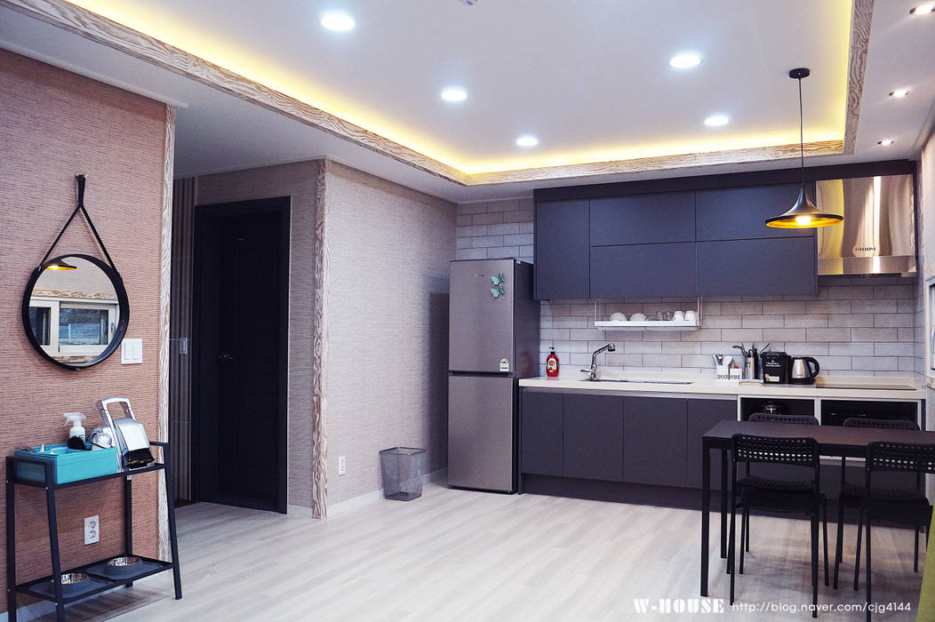 경남하동 50평형 ALC친환경 애견팬션, W-HOUSE W-HOUSE Kitchen units Tiles