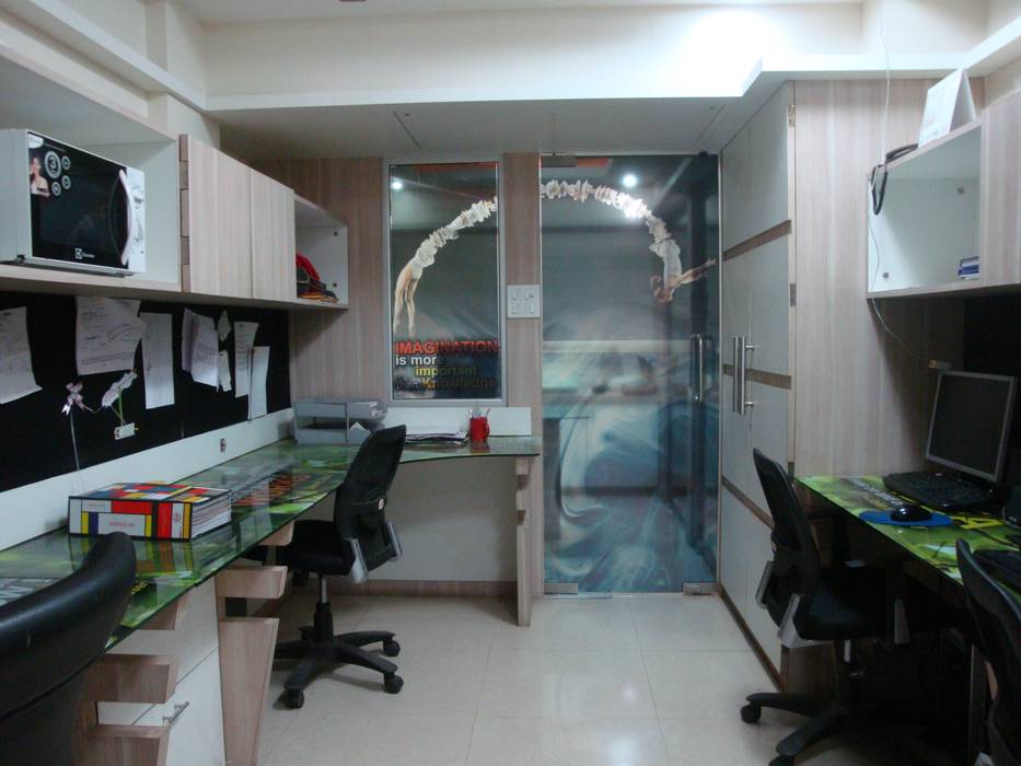 Design Vibes, Pune. Spaceefixs Modern style study/office