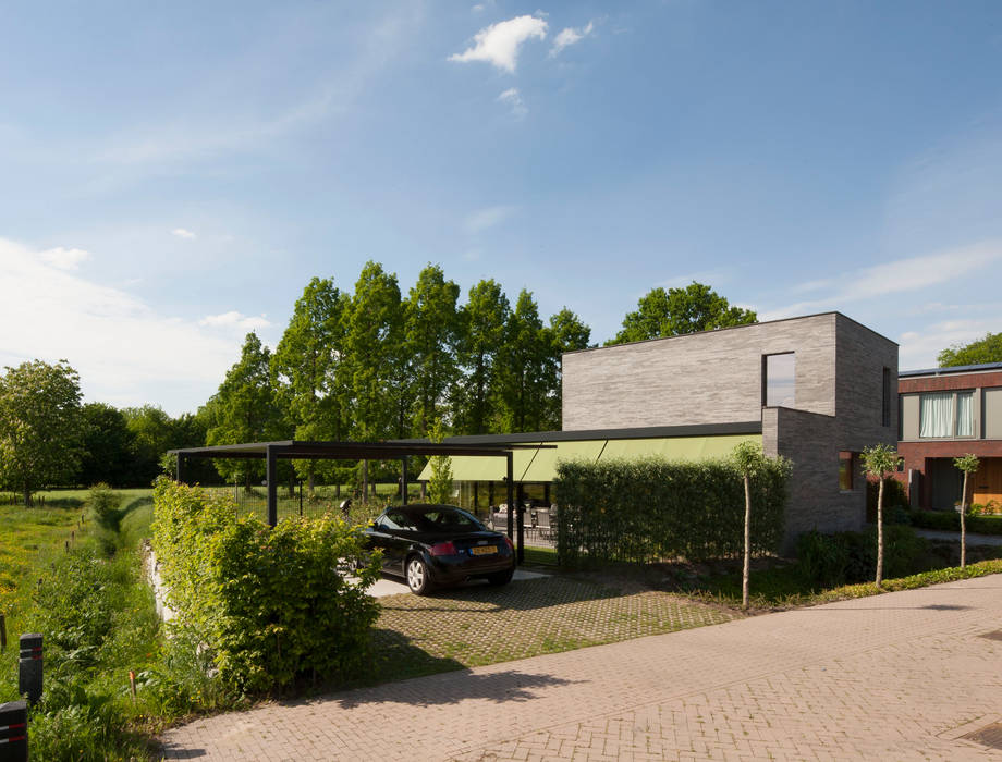 Betonstenen villa, Joris Verhoeven Architectuur Joris Verhoeven Architectuur Casas unifamiliares Concreto