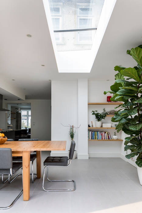 Large Rear Extension, Semi-detached House, Woodford Green, North-East London, Model Projects Ltd Model Projects Ltd Modern dining room Model Projects
