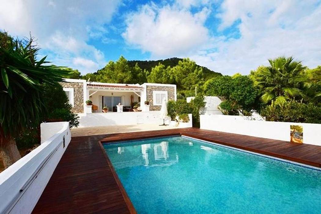 Rustic style house in Sant Josep De Sa Talaia CW Group - Luxury Villas Ibiza Villas Bricks finca in ibiza,luxury villas ibiza,villas in ibiza