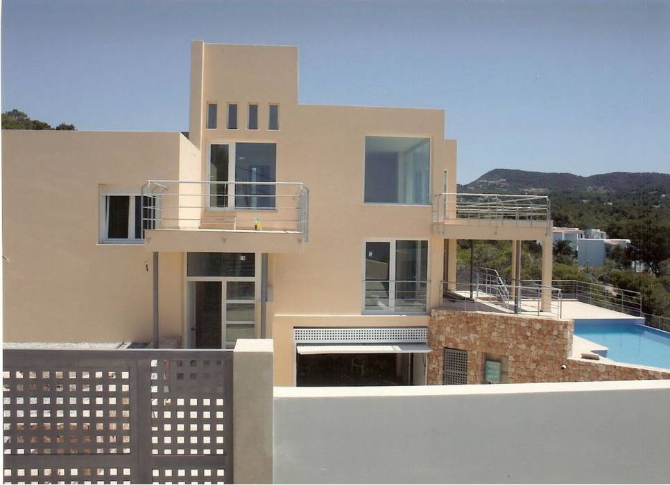 Modern villa with frontal sea view in Ibiza FHS Casas Prefabricadas Villas Ceramic villas in ibiza,luxury villas ibiza,villas ibiza