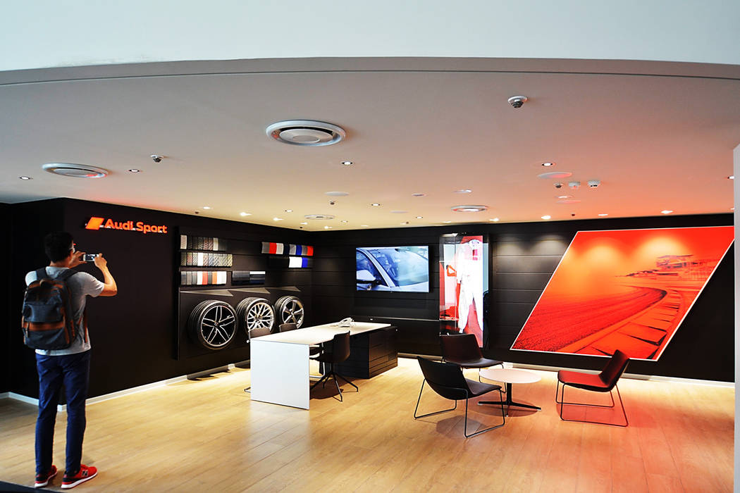 Audi - 內湖, G.T. DESIGN 大楨室內裝修有限公司 G.T. DESIGN 大楨室內裝修有限公司 พื้นที่เชิงพาณิชย์ โชว์รูมรถ