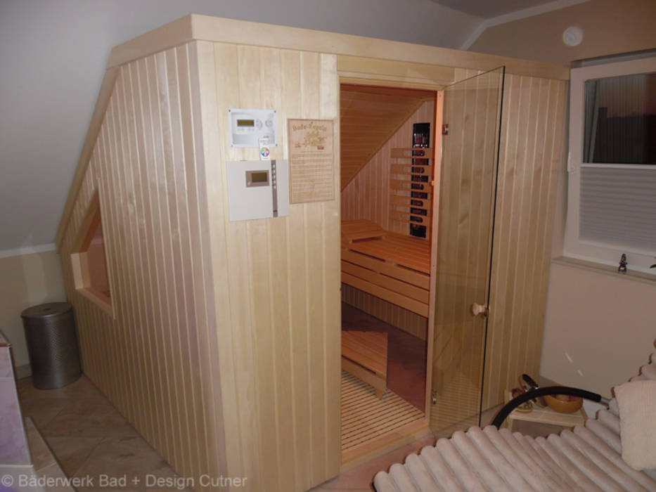 Ausbau Dachgeschoß zu einem Wellnessbereich Bäderwerk Bad + Design Cutner GmbH Sauna Ausbau Dachgeschoß,Sauna,Sauna Indoor,Wellnessbereich