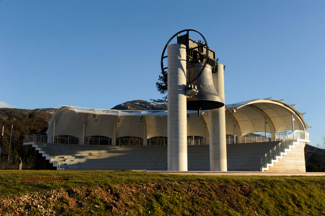 Fondazione Campana dei Caduti, Studio Marastoni Studio Marastoni Espaços comerciais Centros de congressos