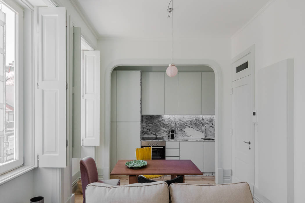 Salas e Cozinha - Pisos 1 e 2 Salas de jantar minimalistas por Pedro Ferreira Architecture Studio Lda Minimalista