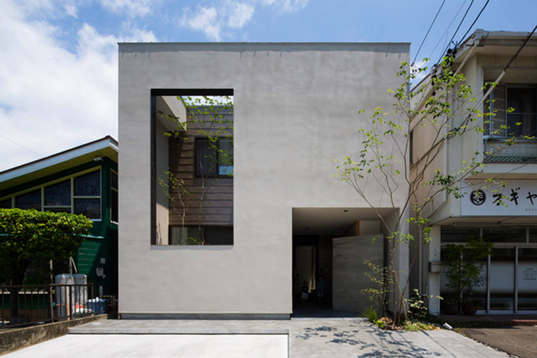 土間と縦庭の家, TRANSTYLE architects TRANSTYLE architects 木造住宅