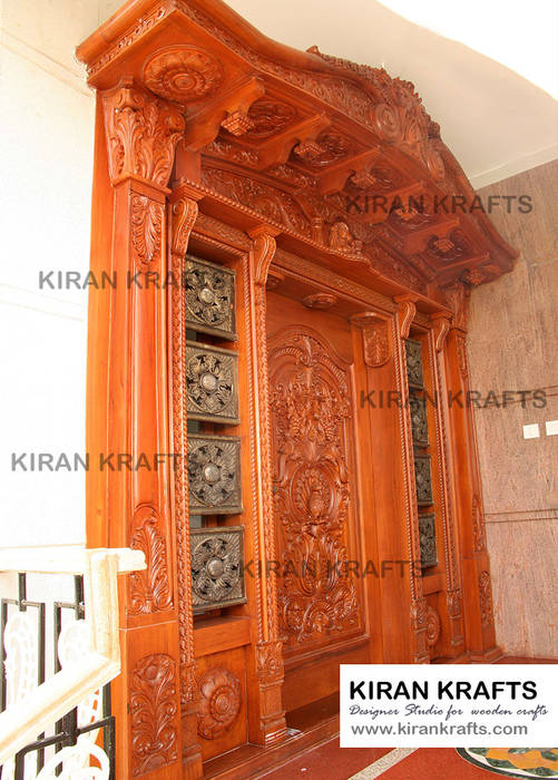 Carved Main Door, Kiran Enterprises Kiran Enterprises Wooden doors