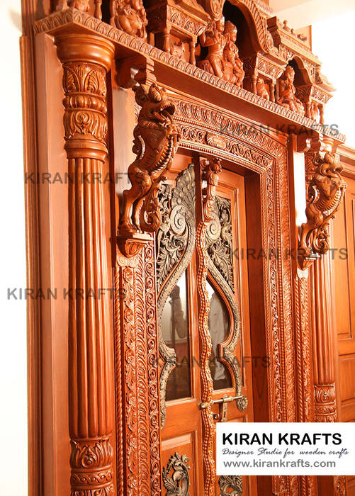 Carved Pooja Door, Kiran Enterprises Kiran Enterprises Wooden doors