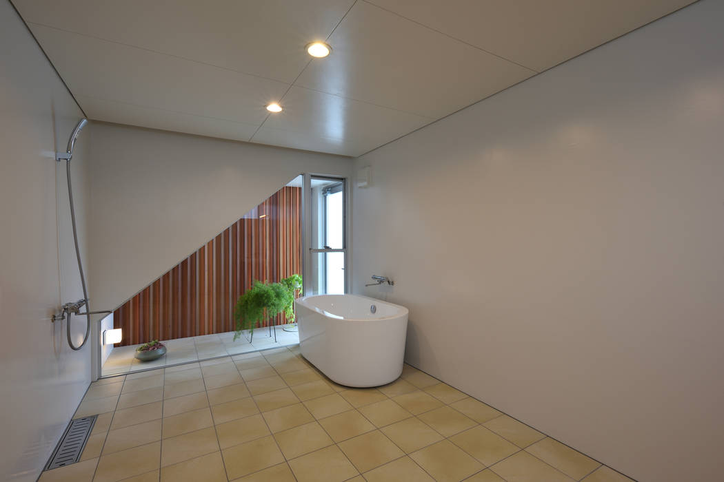 はじまりの家, プラソ建築設計事務所 プラソ建築設計事務所 Modern bathroom