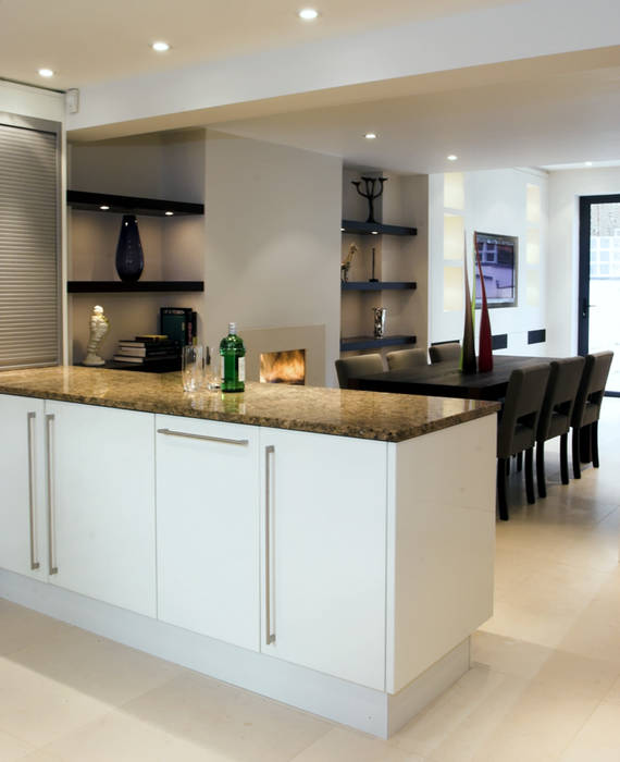 Modern open plan kitchen fabien ferrari photography Aneks kuchenny Granit kitchen,dining room,granite,wood,table,chairs,cuboards