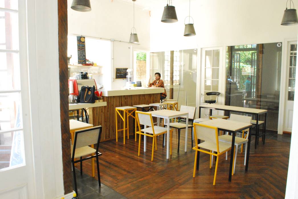 Monky Coffee, Viga Arqutiectos Viga Arqutiectos Comedores de estilo rural Madera Acabado en madera